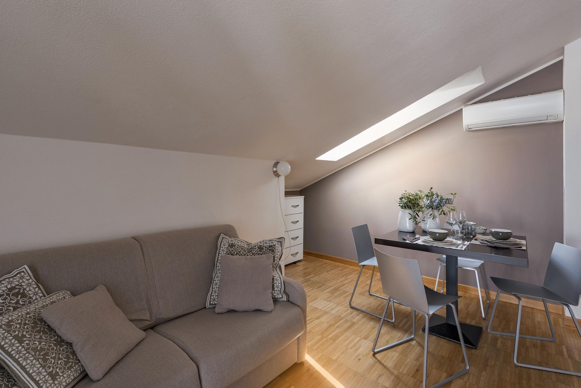 Guest house Vialeromadodici &